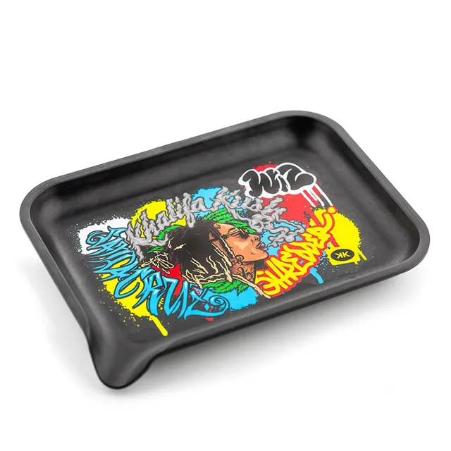 santa-cruz-shredder-hemp-tray-small-khalifa-kush-rolling-tray image 1