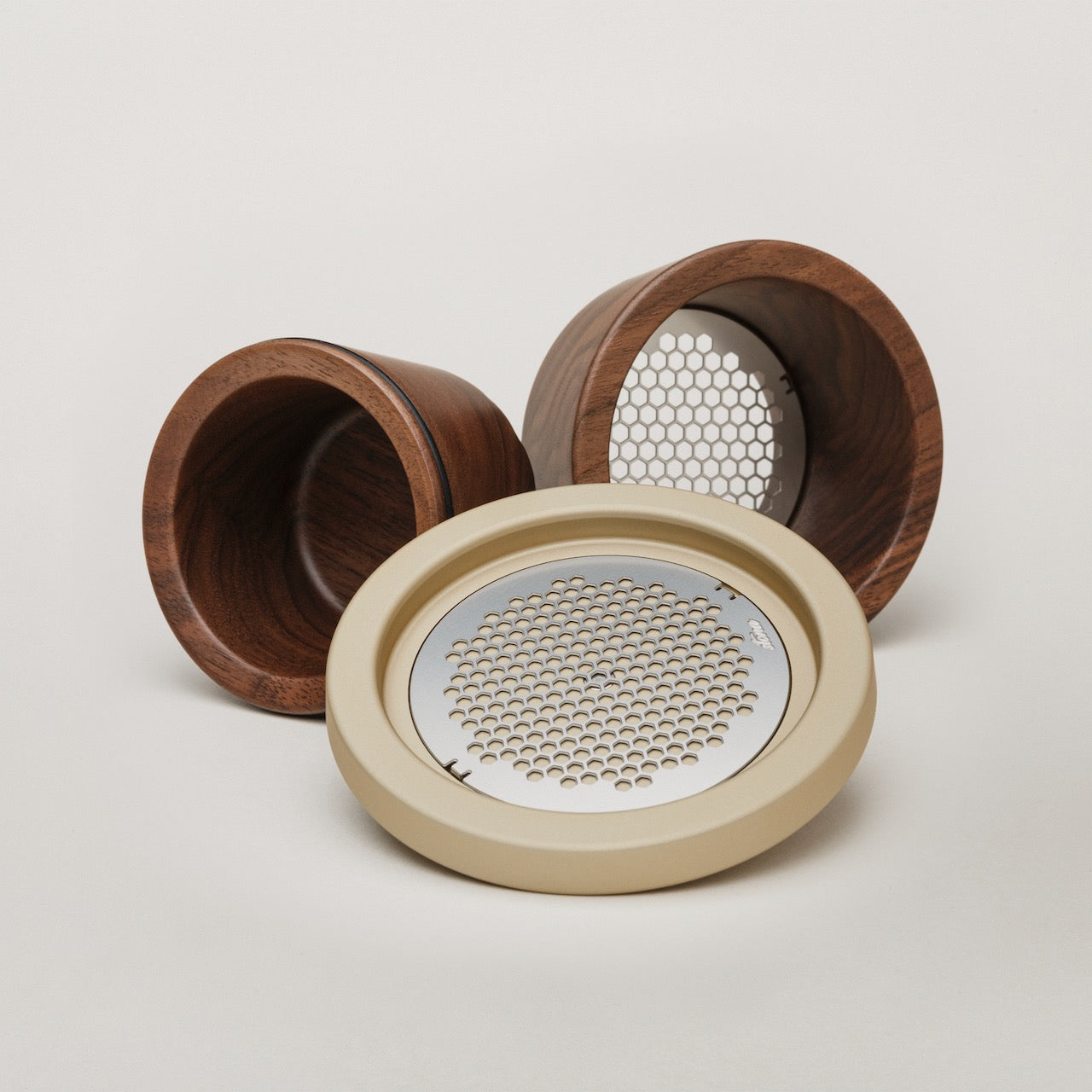 stona-grinder-black-walnut-kr-uter-grinder image 2