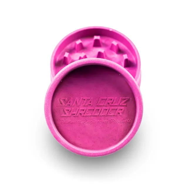 santa-cruz-shredder-hanf-2-teilig-kr-uter-grinder image 1