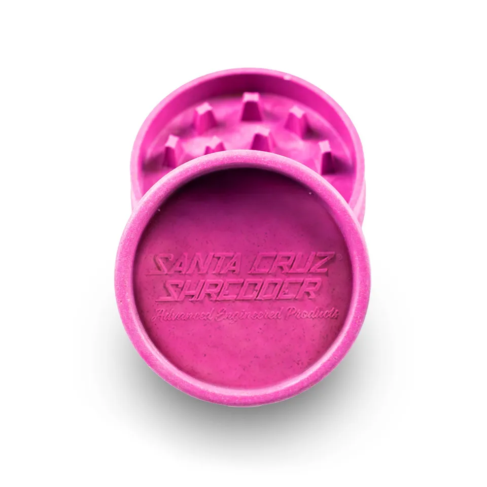 santa-cruz-shredder-hanf-2-teilig-kr-uter-grinder image 1