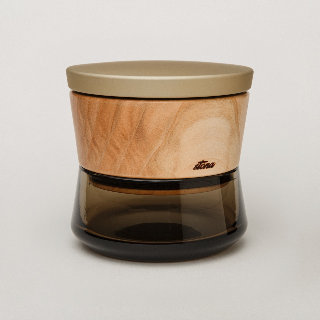 stona-grinder-golden-cherry-kr-uter-grinder image 3