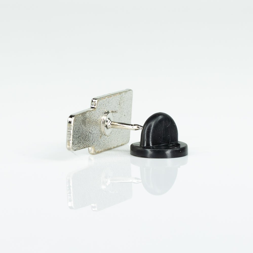 dynavap-cap-pin-emaille-anstecker image 3